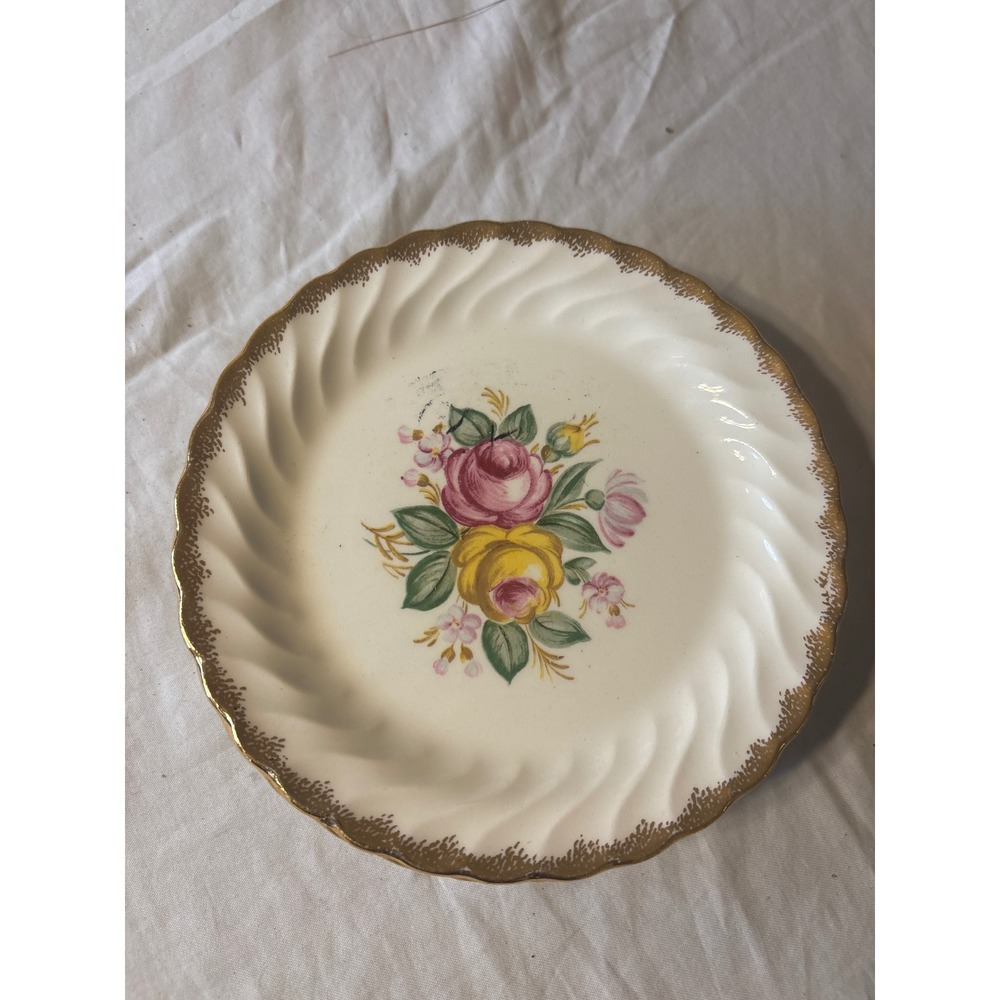 Vintage Floral Bread and Butter Plates Set of 4 Cream Gold Scalloped Good 6.25"